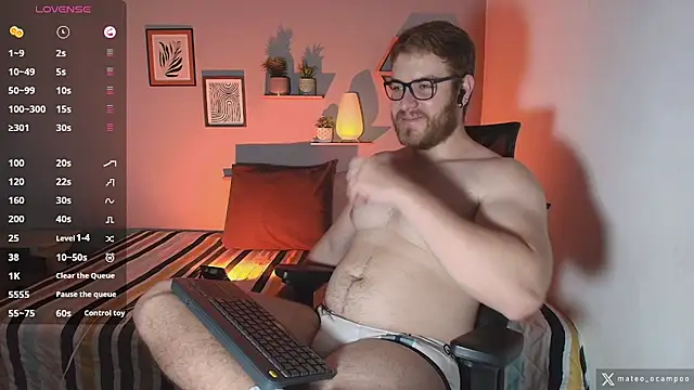 Snapshot of mateo_ocampo chatting on November 8, 2025, 8:12 pm mateo ocampo online show from November 8, 2025, 8:12 pm