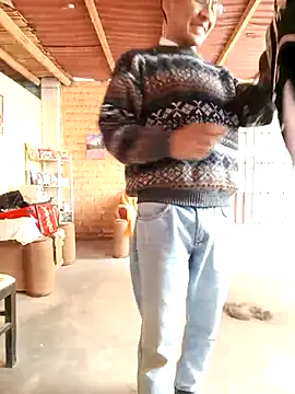 Snapshot of LecheDeSoya666 chatting on October 6, 2025, 6:52 pm LecheDeSoya666 online show from October 6, 2025, 6:52 pm