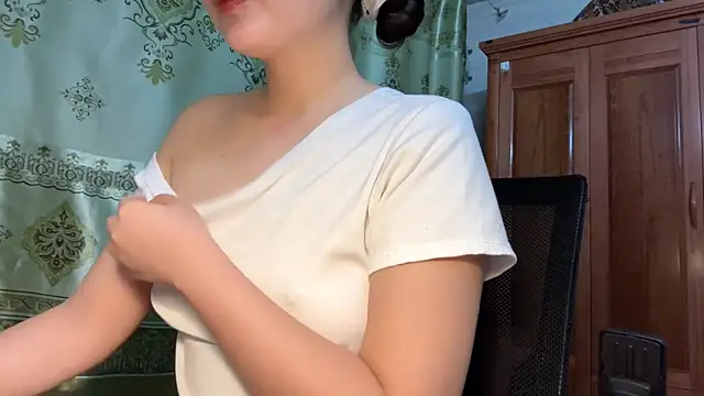 Snapshot of LinYi_Office chatting on July 9, 2026, 1:17 am LinYi Office online show from July 9, 2026, 1:17 am