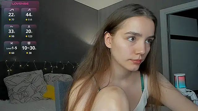 Snapshot of sweete_chantal chatting on June 11, 2026, 7:33 pm sweete chantal online show from June 11, 2026, 7:33 pm