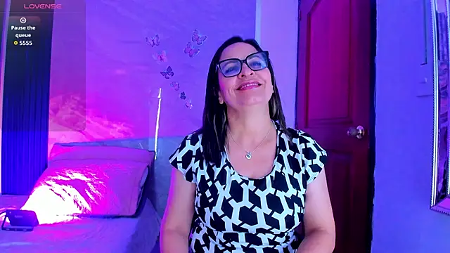 Agatha Pleasure online show from April 9, 2026, 11:49 am