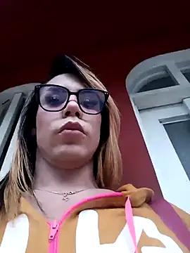 Daliana Gounbolt online show from April 27, 2026, 11:19 am