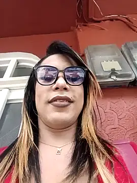 Snapshot of Daliana_Gounbolt chatting on June 3, 2026, 5:39 pm Daliana Gounbolt online show from June 3, 2026, 5:39 pm