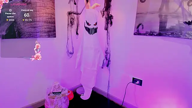 chelssy7 online show from October 31, 2025, 3:36 am