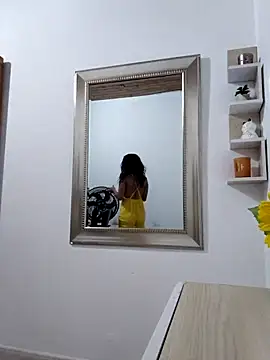 LeilaEbony online show from September 20, 2025, 11:48 am