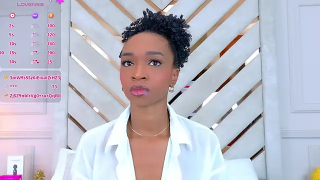 Snapshot of Agatha-Adams chatting on October 17, 2025, 2:19 pm Agatha-Adams online show from October 17, 2025, 2:19 pm