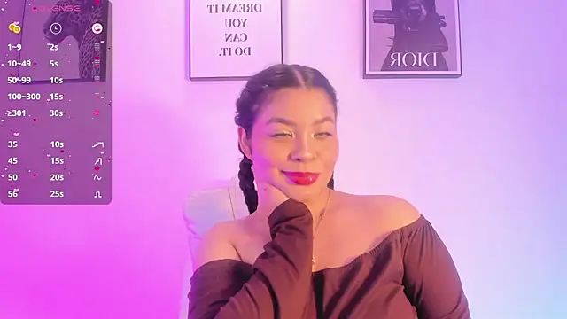 LizzyPonce online show from December 20, 2025, 10:51 am