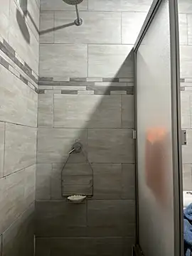 franciscommx online show from October 27, 2025, 2:01 am