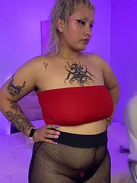 pink maddy online show from September 27, 2025, 4:18 am