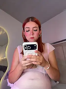 Mia Juicyberry online show from July 3, 2026, 1:23 am