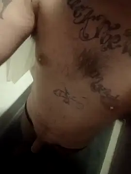 Snapshot of Crossedsissy chatting on February 11, 2026, 4:07 pm Crossedsissy online show from February 11, 2026, 4:07 pm