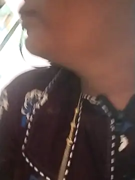 Snapshot of kavinila143 chatting on July 7, 2026, 12:35 am kavinila143 online show from July 7, 2026, 12:35 am