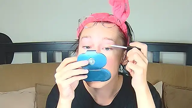 Derek Carter online show from November 24, 2025, 11:54 am