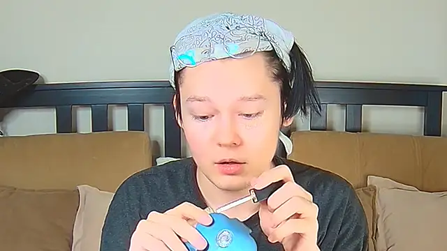 Derek Carter online show from October 25, 2025, 12:04 pm