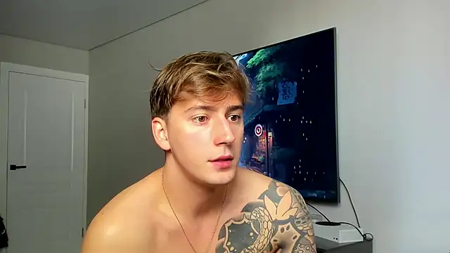 Snapshot of DaniHort chatting on October 9, 2025, 9:21 am DaniHort online show from October 9, 2025, 9:21 am