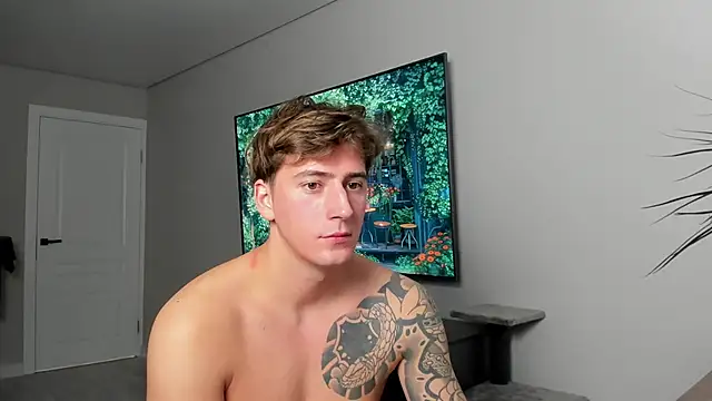 DaniHort online show from February 26, 2026, 7:52 am