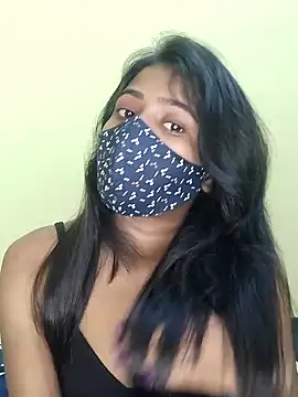 radhika2 online show from November 10, 2025, 7:52 pm