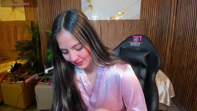 juanita tay online show from May 1, 2026, 11:37 am