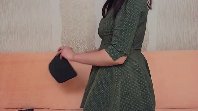 Snapshot of DianaVi chatting on October 27, 2025, 8:10 pm DianaVi online show from October 27, 2025, 8:10 pm