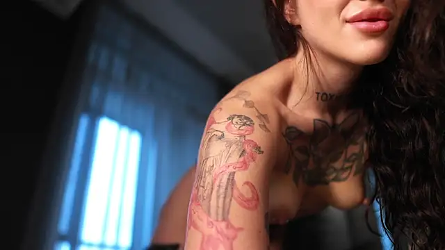 megamizuki online show from November 8, 2025, 10:41 am