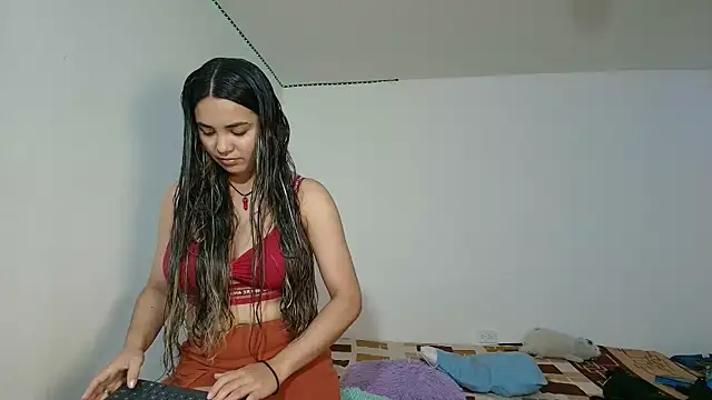 Snapshot of Naughty_Nights_Live chatting on May 4, 2026, 4:32 pm Naughty Nights Live online show from May 4, 2026, 4:32 pm