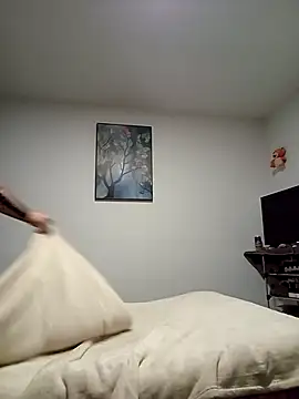 Kasandra 000 online show from December 17, 2025, 12:21 pm