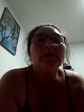 Snapshot of Kasandra_000 chatting on December 2, 2025, 11:12 am Kasandra 000 online show from December 2, 2025, 11:12 am