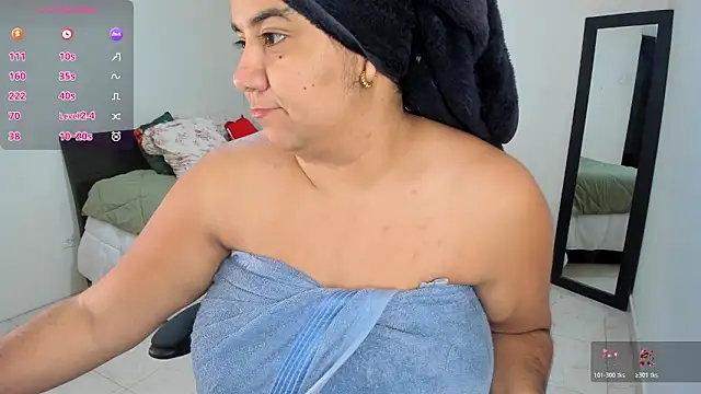 MariamCastiblanco online show from May 16, 2026, 4:17 pm