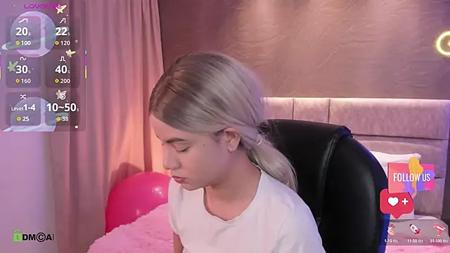 Snapshot of Arinextdoor chatting on February 7, 2026, 3:58 am Arinextdoor online show from February 7, 2026, 3:58 am