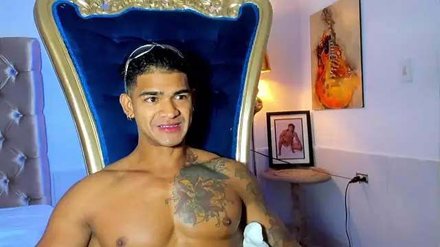 antonio  444 online show from February 11, 2026, 9:53 am