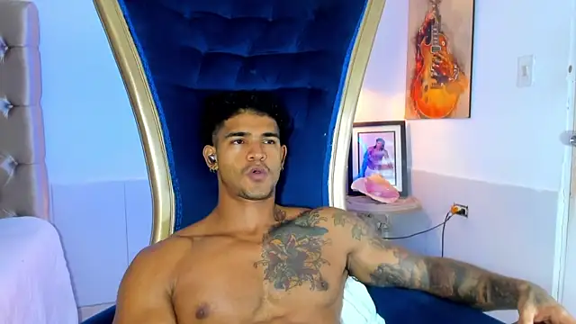 antonio  444 online show from April 30, 2026, 8:57 pm
