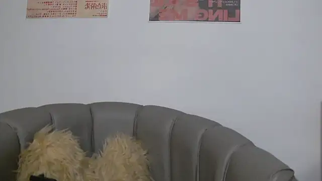 Snapshot of CoralieBronson chatting on February 14, 2026, 5:02 pm CoralieBronson online show from February 14, 2026, 5:02 pm