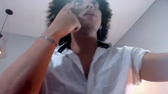 Snapshot of Xfire_boy69 chatting on November 16, 2025, 3:06 pm Xfire boy69 online show from November 16, 2025, 3:06 pm