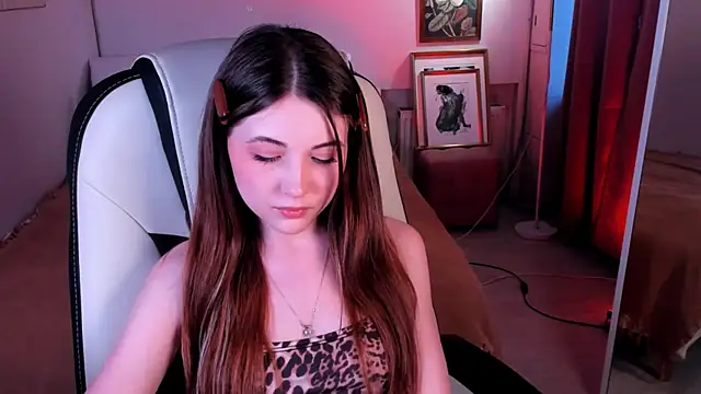 Snapshot of Kimmie_shine chatting on August 4, 2026, 3:16 pm Kimmie shine online show from August 4, 2026, 3:16 pm