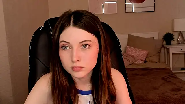 Snapshot of Kimmie_shine chatting on June 10, 2026, 5:25 pm Kimmie shine online show from June 10, 2026, 5:25 pm