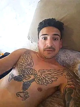 Snapshot of bigandstrong2217 chatting on September 26, 2025, 3:52 pm bigandstrong2217 online show from September 26, 2025, 3:52 pm