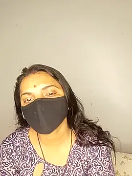 Snapshot of sofia-xy chatting on March 22, 2026, 4:52 pm sofia-xy online show from March 22, 2026, 4:52 pm