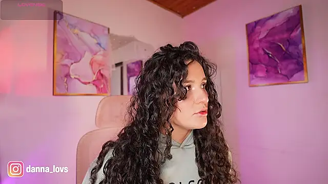 Snapshot of Dannaa_Lovs chatting on February 13, 2026, 2:06 pm Dannaa Lovs online show from February 13, 2026, 2:06 pm