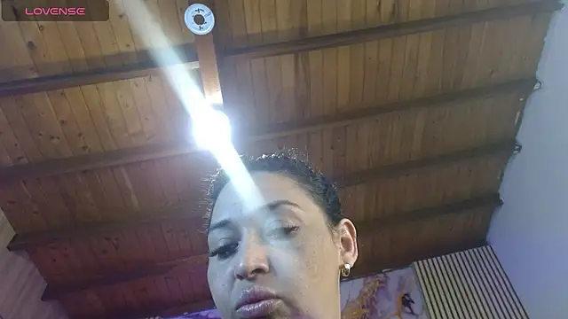 Snapshot of IvyShine7 chatting on June 9, 2026, 6:53 pm IvyShine7 online show from June 9, 2026, 6:53 pm