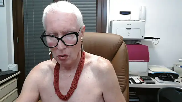 Snapshot of ROBY_SWEETHOT chatting on September 13, 2025, 10:10 pm ROBY SWEETHOT online show from September 13, 2025, 10:10 pm