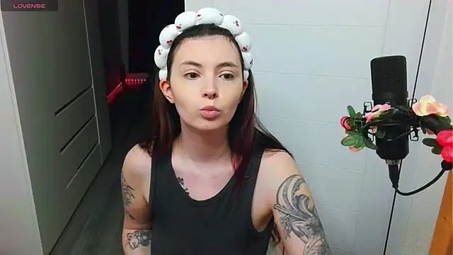 peachyness online show from May 18, 2026, 6:45 pm