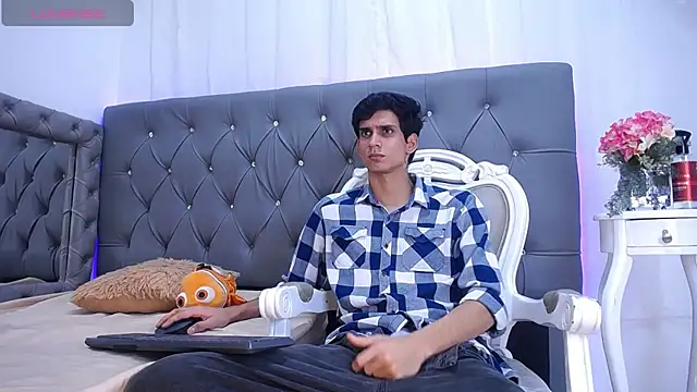 Snapshot of Sebalexis7 chatting on October 22, 2025, 2:22 am Sebalexis7 online show from October 22, 2025, 2:22 am