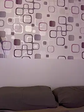 SweetTeenGirl online show from November 19, 2025, 8:20 pm