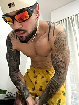 Snapshot of penebunny chatting on December 15, 2025, 4:40 am penebunny online show from December 15, 2025, 4:40 am