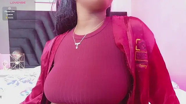 MySugarmoomy online show from April 27, 2026, 7:01 pm