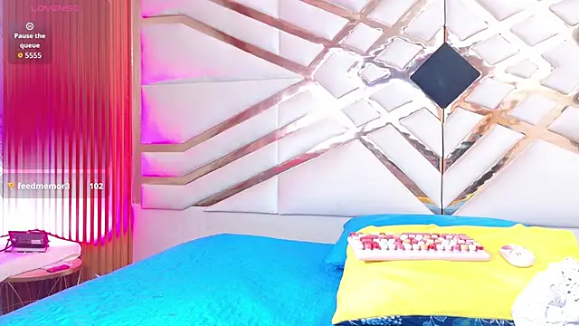 MySugarmoomy online show from November 14, 2025, 2:59 am