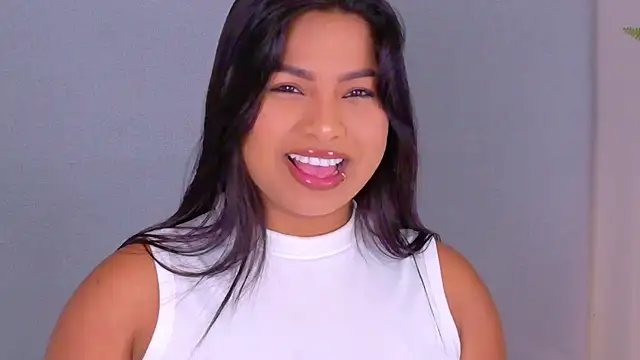 Snapshot of LanaRozz chatting on July 26, 2026, 1:29 pm LanaRozz online show from July 26, 2026, 1:29 pm