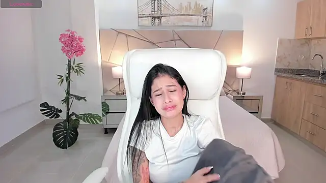 Snapshot of miranda_crawfor chatting on October 25, 2025, 12:17 pm miranda crawfor online show from October 25, 2025, 12:17 pm