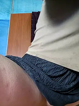 Snapshot of crdzgs chatting on November 22, 2025, 12:21 am crdzgs online show from November 22, 2025, 12:21 am