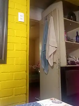 francheskaaaaaaaa22ot online show from February 17, 2026, 8:28 pm